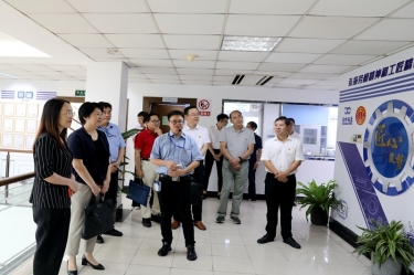 2020年7月14日，时任浙江省总工会党组成员、、副主席张卫华一行莅临永利集团88304官网纸业调研推动新时期产业工人行列建设鼎新工作