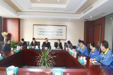 平湖市副市长管立松一行莅临永利集团88304官网纸业慰问高端人才
